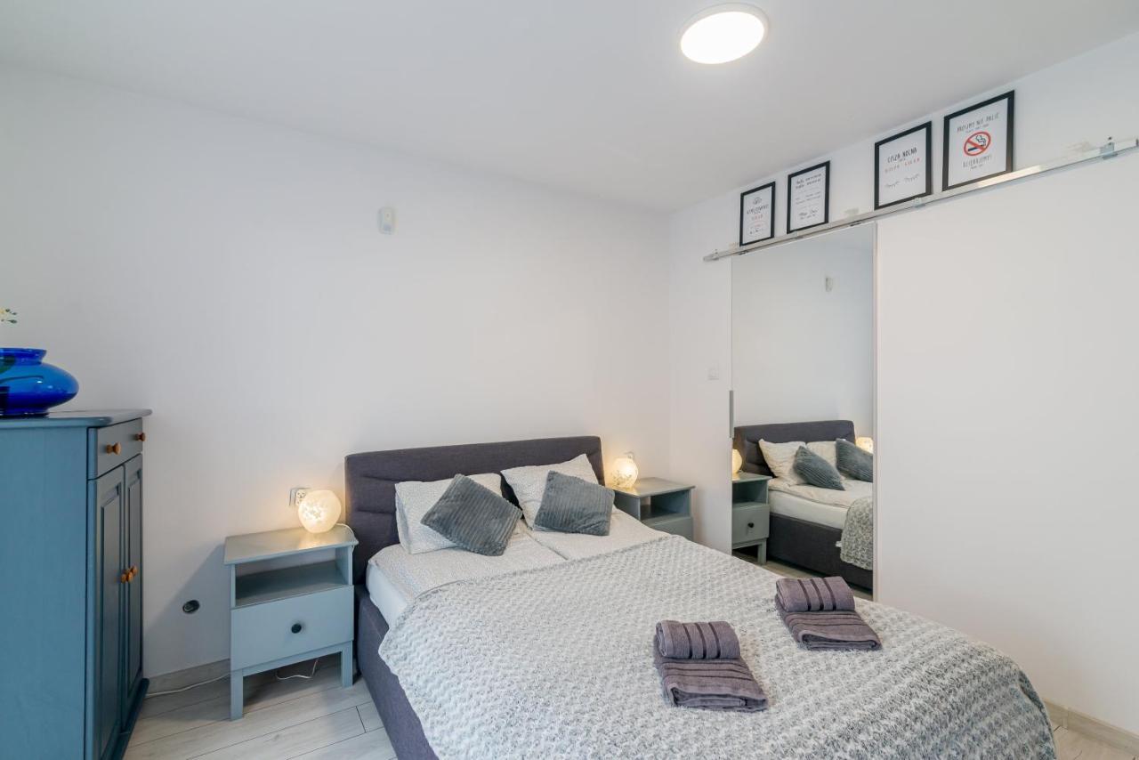 Studio I Pokoje I Pokoje Z Lazienkami Lägenhet Gdańsk Exteriör bild